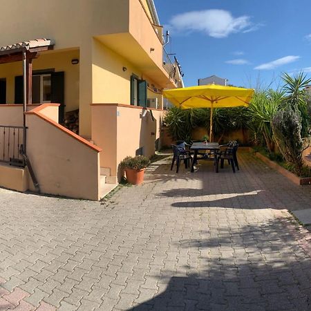 Вилла Casa Menuccia Орозеи Экстерьер фото